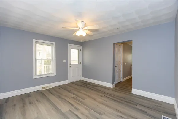 $1,950 | 139 Stanton Avenue, East Providence, RI 02915