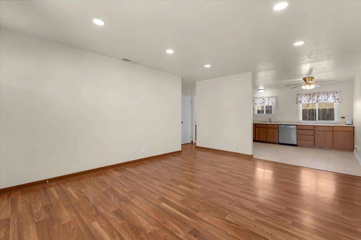 2168 North Street Corning, CA 96021 - Photo 9 of 33 Gallery Image 9