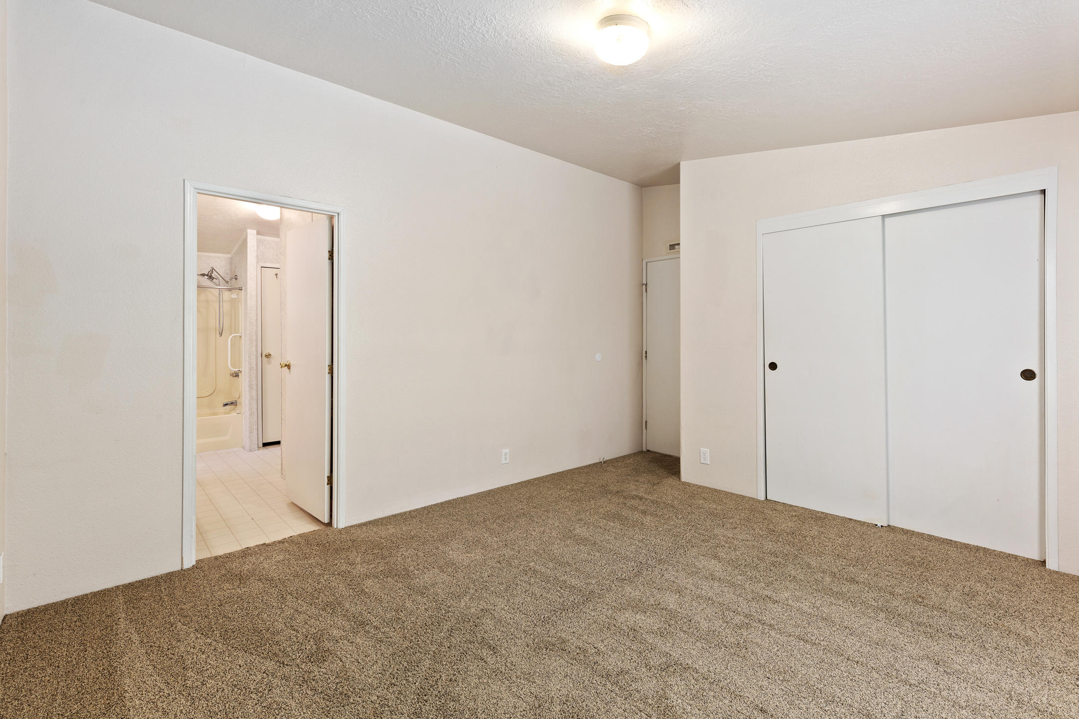 2396 Galice Road Merlin, OR 97532 - Photo 26 of 28 2396 Galice039