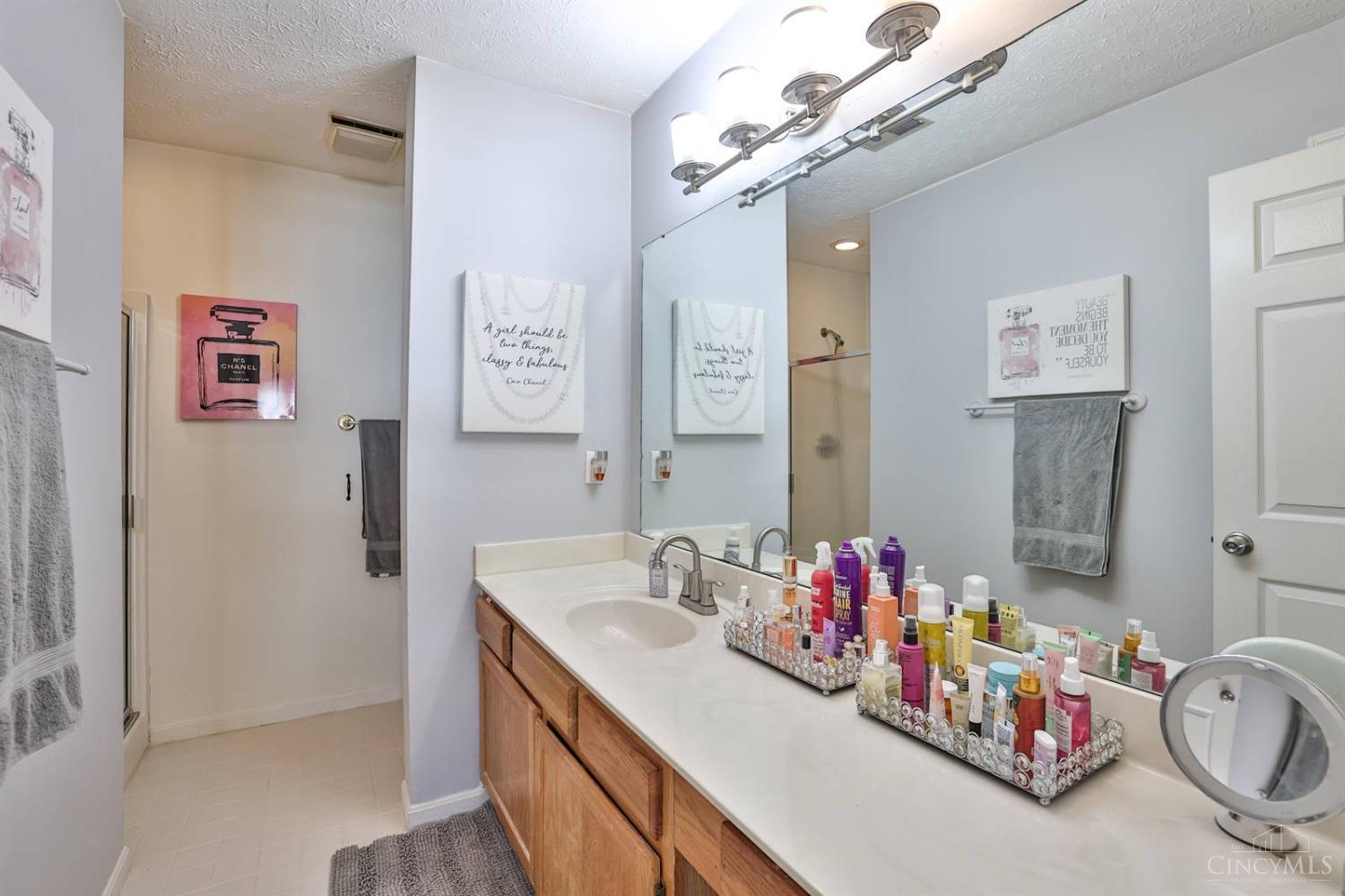 6366 Cheviot Road, Unit 13 Cincinnati, OH 45247 - Photo 15 of 26