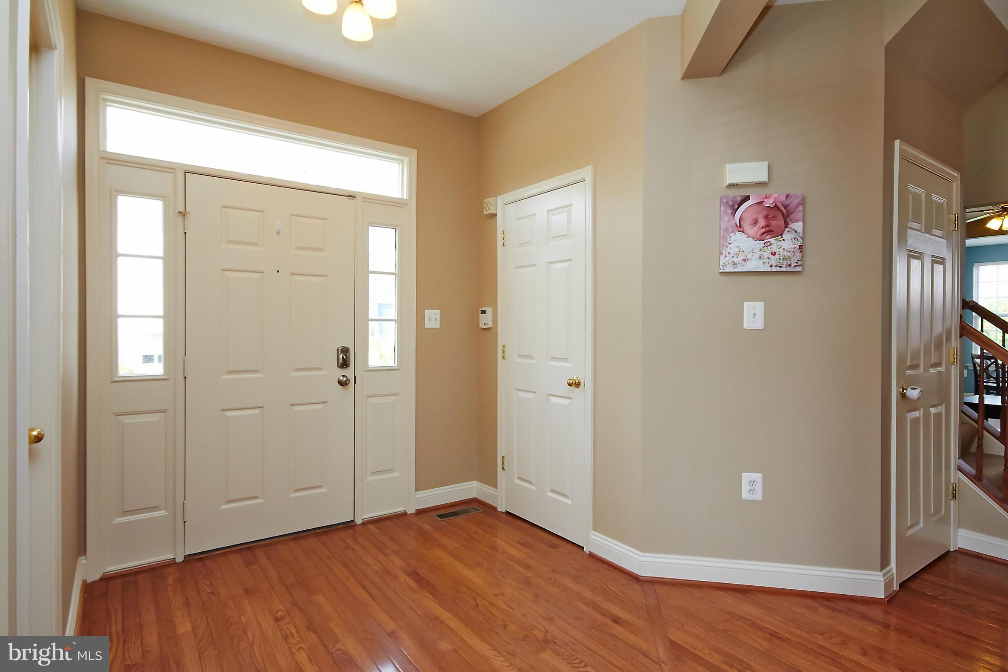622 Springhouse Square Southeast Leesburg, VA 20175 - Photo 3 of 29 Entry