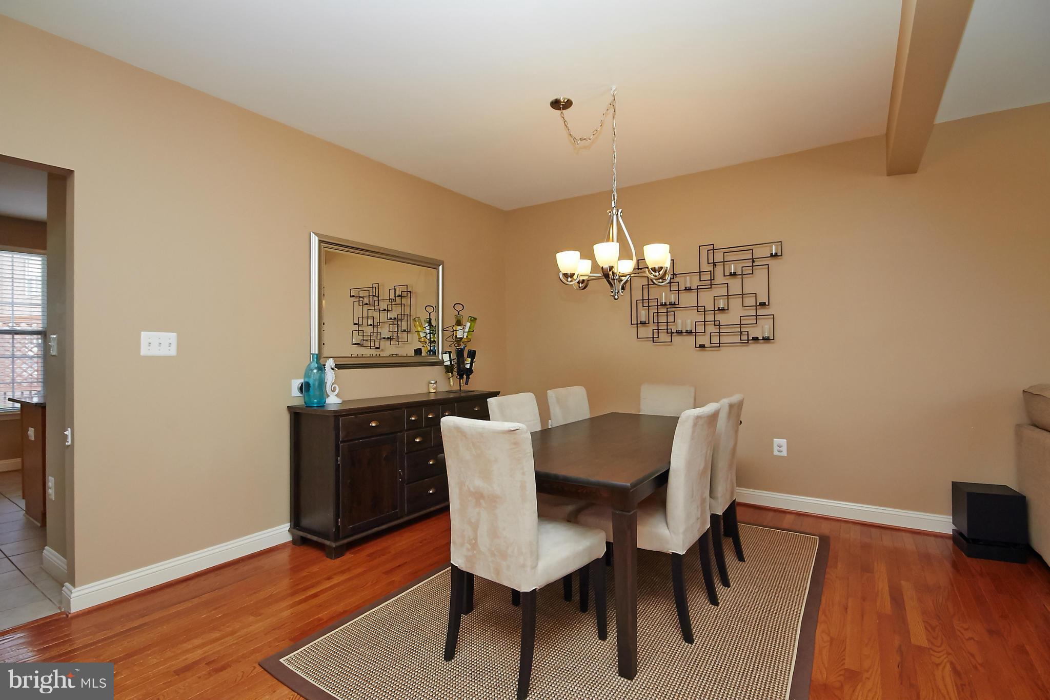 622 Springhouse Square Southeast Leesburg, VA 20175 - Photo 8 of 29 Dining Room