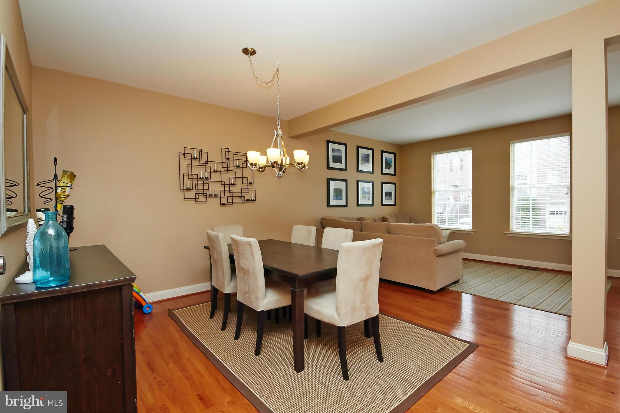 622 Springhouse Square Southeast Leesburg, VA 20175 - Photo 9 of 29 Dining Room