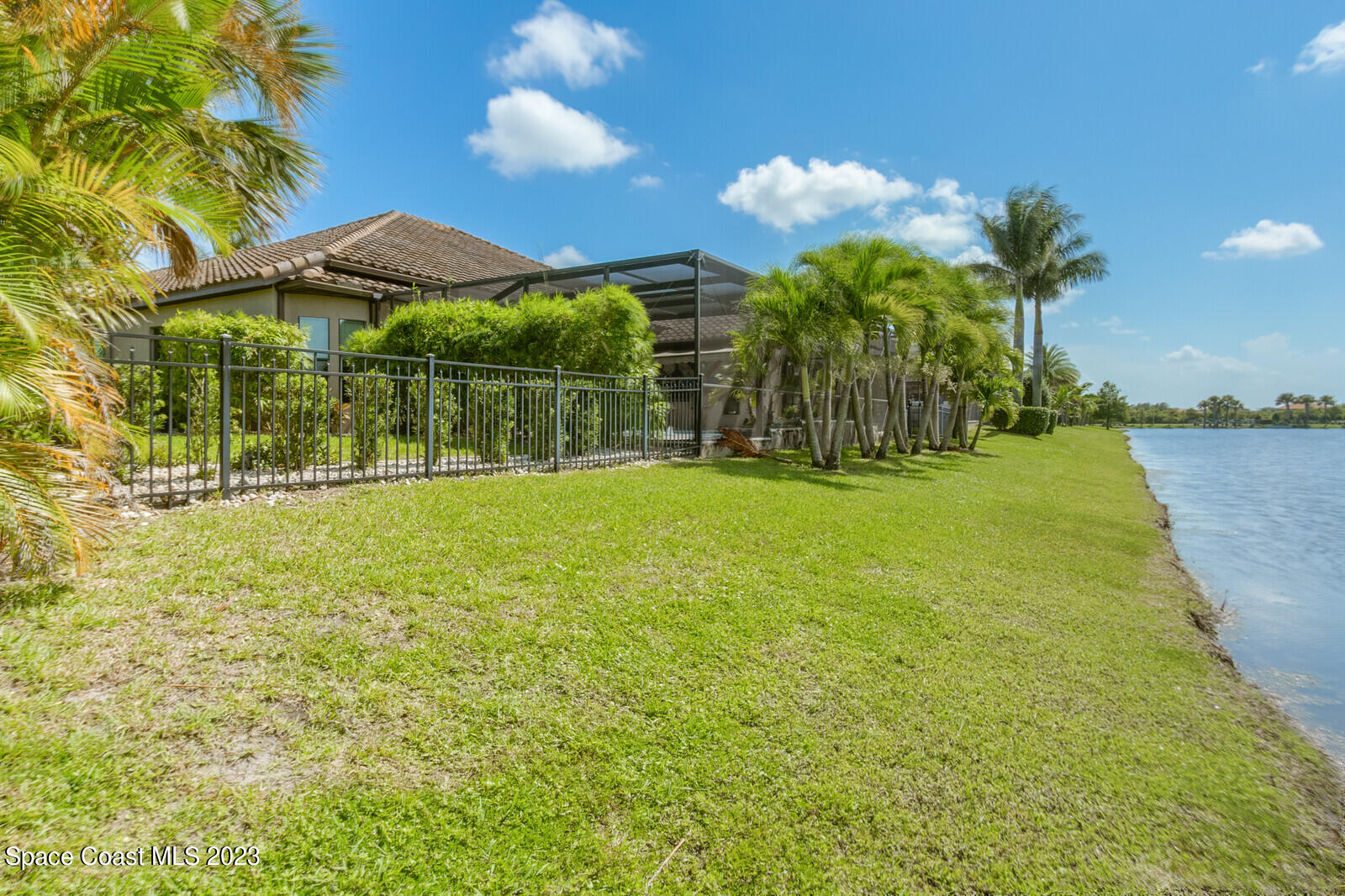 5107 Kirkwall Circle Melbourne, FL 32940 - Photo 12 of 44 a view of a garden