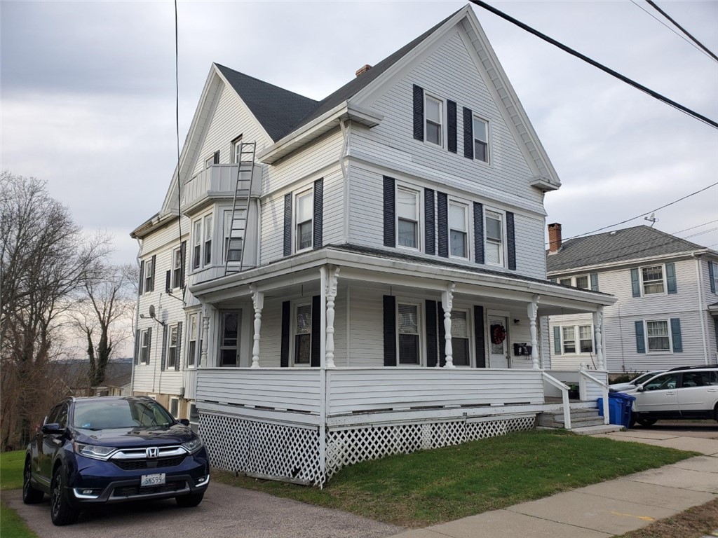 8 Summer Street Westerly, RI 02891 - Photo 1 of 32 Gallery Image 1