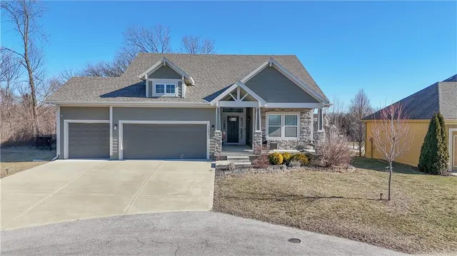 $525,000 | 3421 North 128th Street, Kansas City, KS 66109