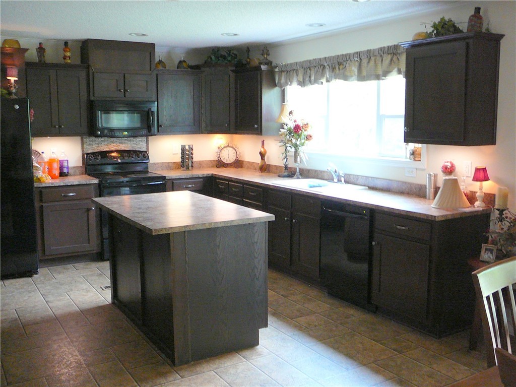 401 Gambrell Road Townville, SC 29689 - Photo 4 of 21 Gallery Image 4