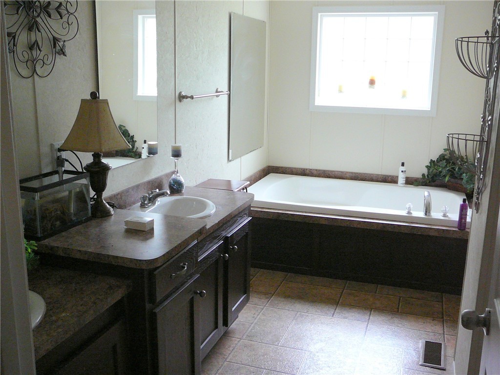 401 Gambrell Road Townville, SC 29689 - Photo 8 of 21 Gallery Image 8