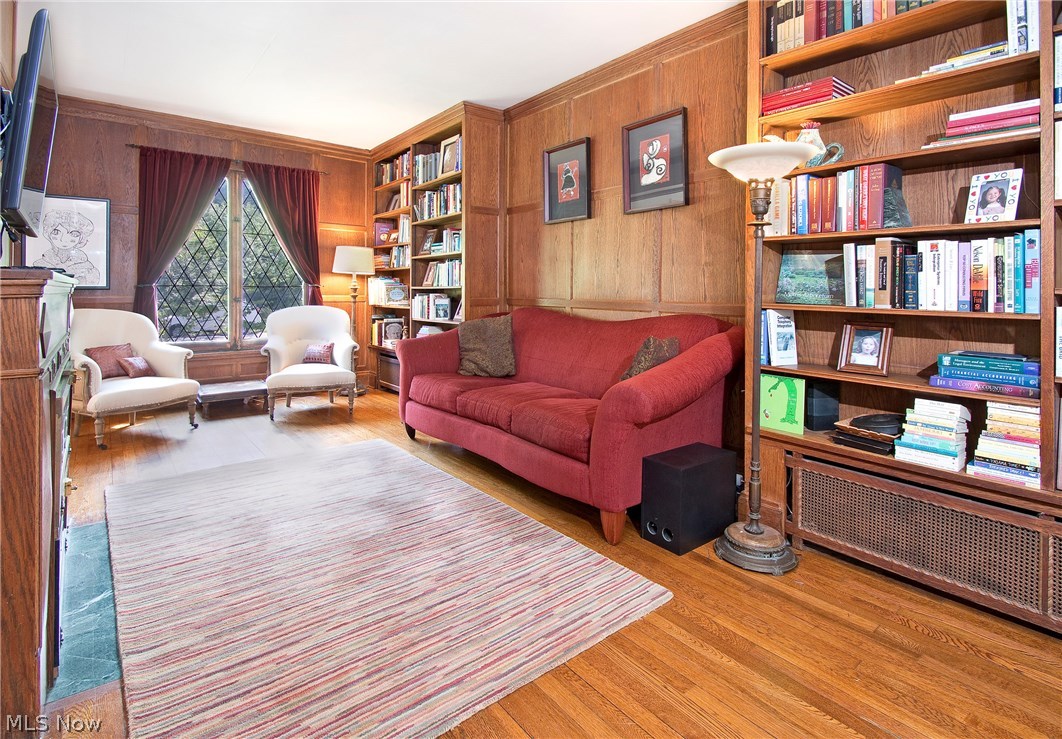 2596 Guilford Road Cleveland, OH 44118 - Photo 6 of 35 Gallery Image 6
