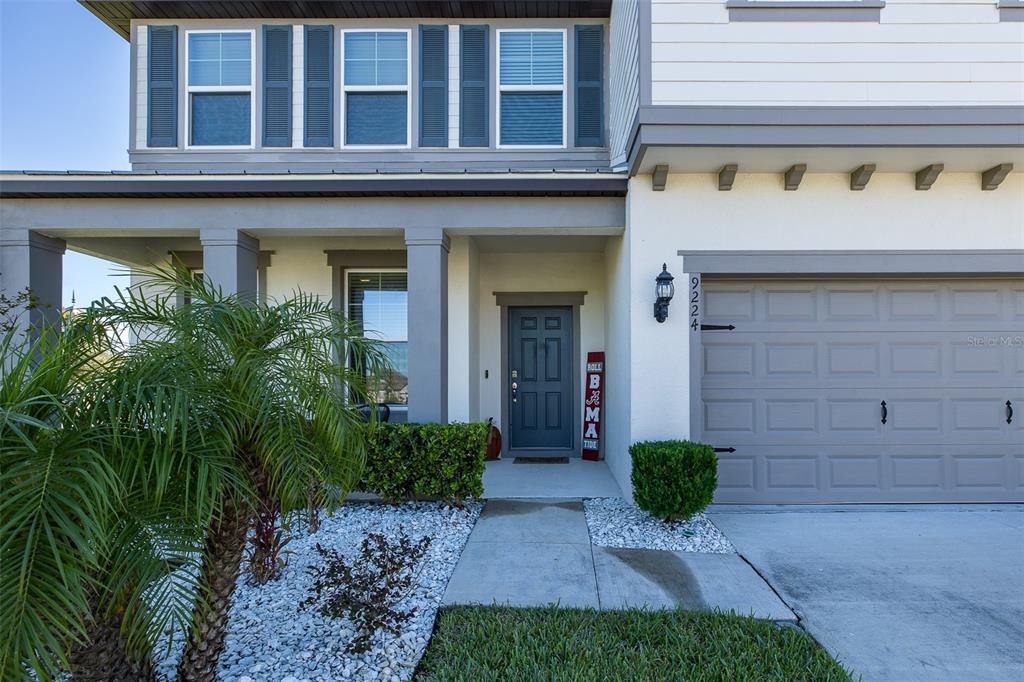 9224 Rally Spring Loop Wesley Chapel, FL 33545 - Photo 3 of 52 Gallery Image 3