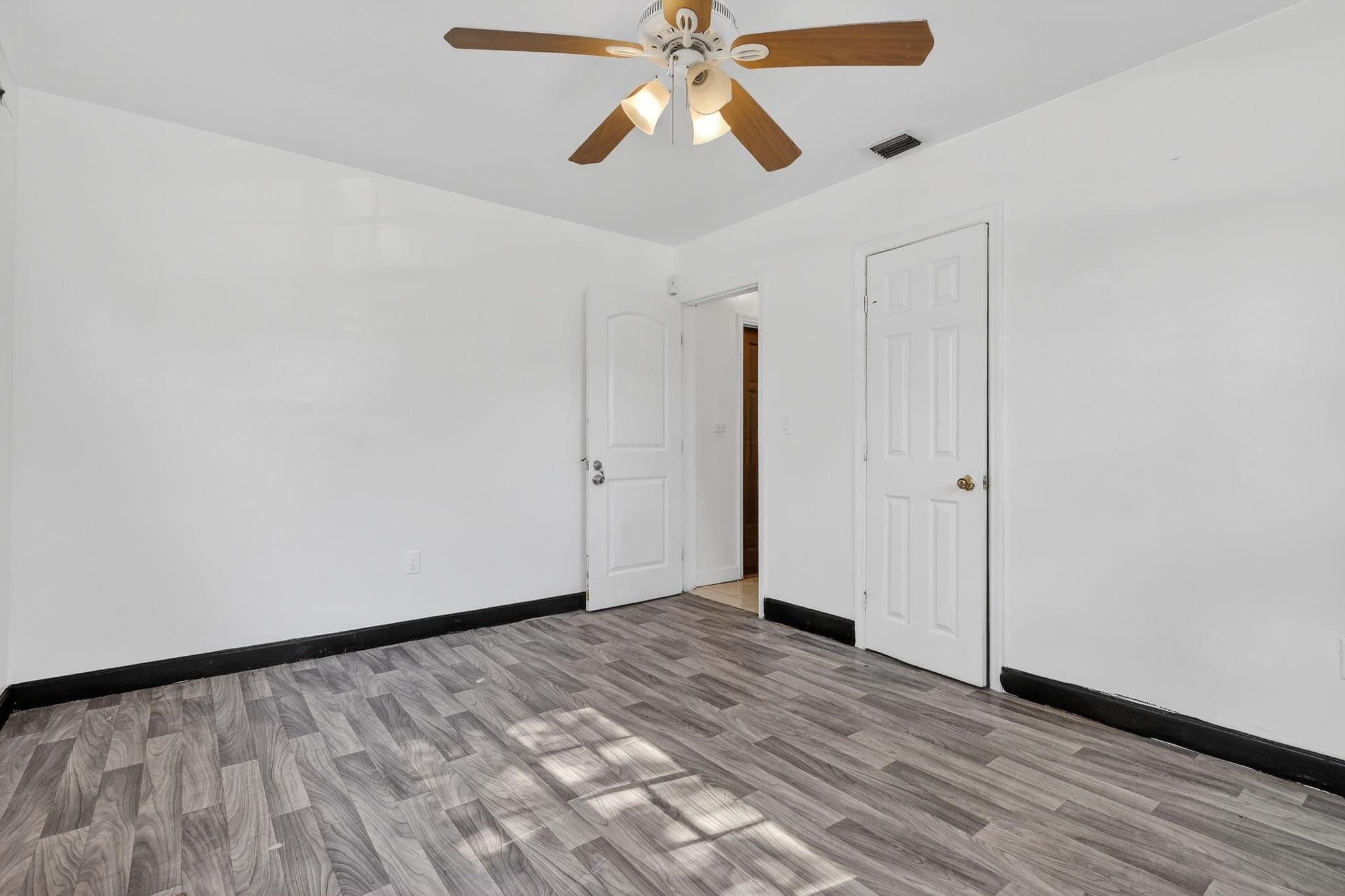 269 Northeast 110th Terrace Miami, FL 33161 - Photo 12 of 36 Photo 12