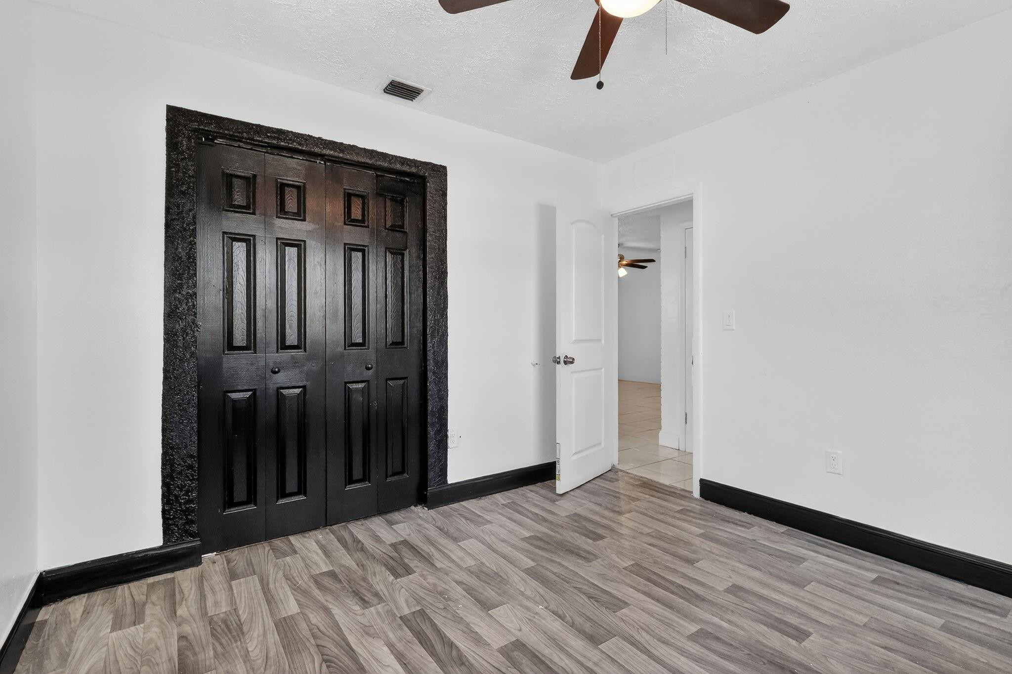 269 Northeast 110th Terrace Miami, FL 33161 - Photo 17 of 36 Photo 17