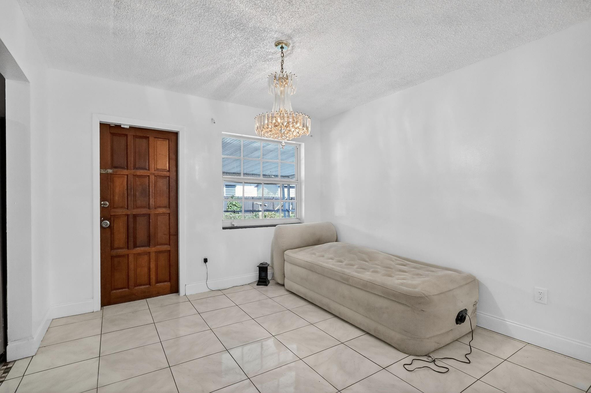 269 Northeast 110th Terrace Miami, FL 33161 - Photo 19 of 36 Photo 19