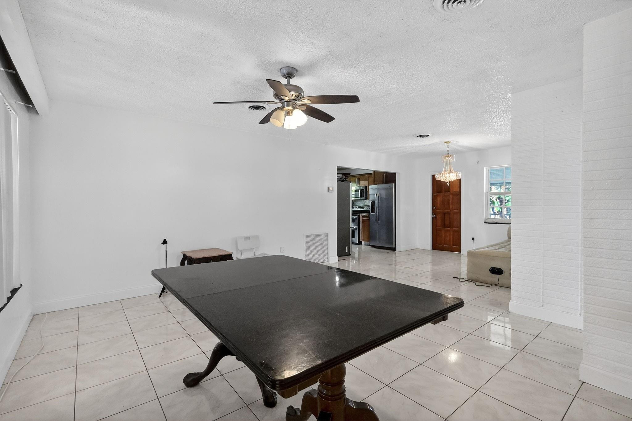 269 Northeast 110th Terrace Miami, FL 33161 - Photo 9 of 36 Photo 9