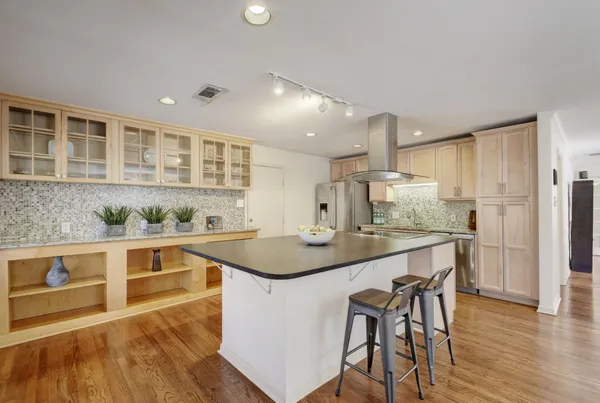 $4,750 | 1909 Winsted Lane, Austin, TX 78703