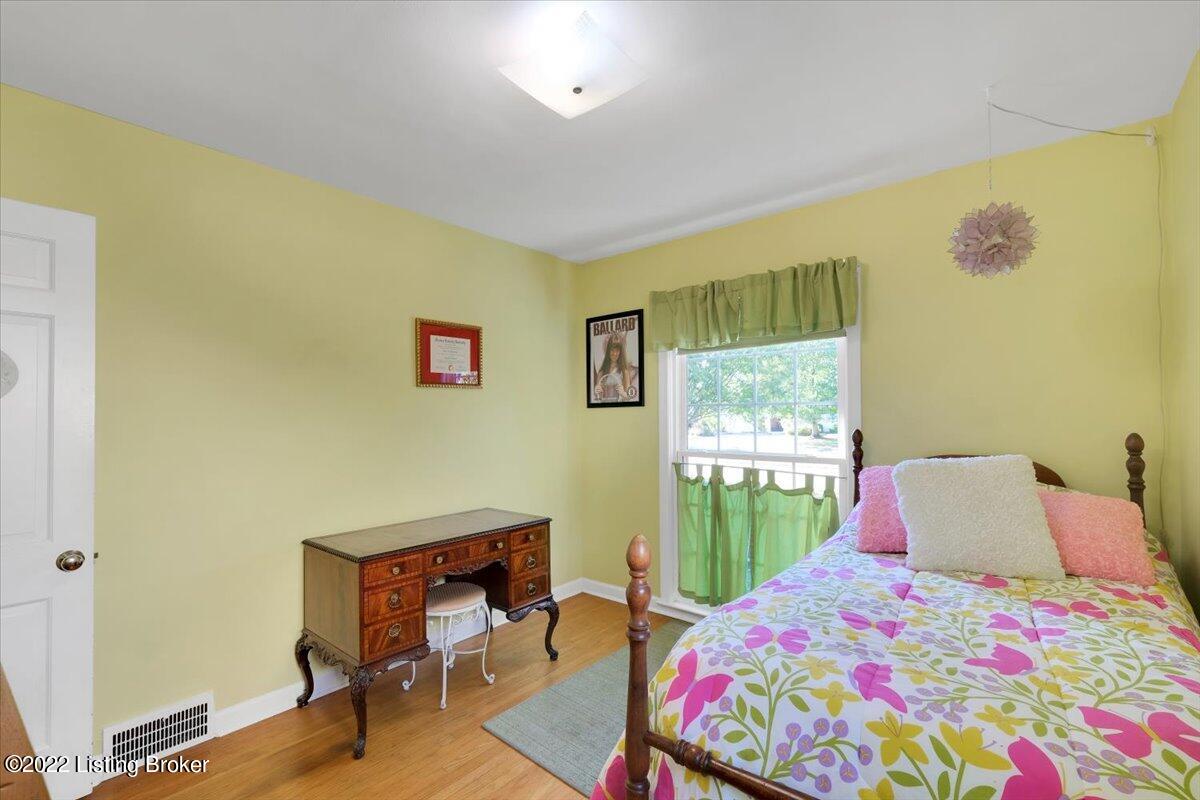 4621 Beaver Road Louisville, KY 40207 - Photo 27 of 50 33-4621 Beaver Rd-132