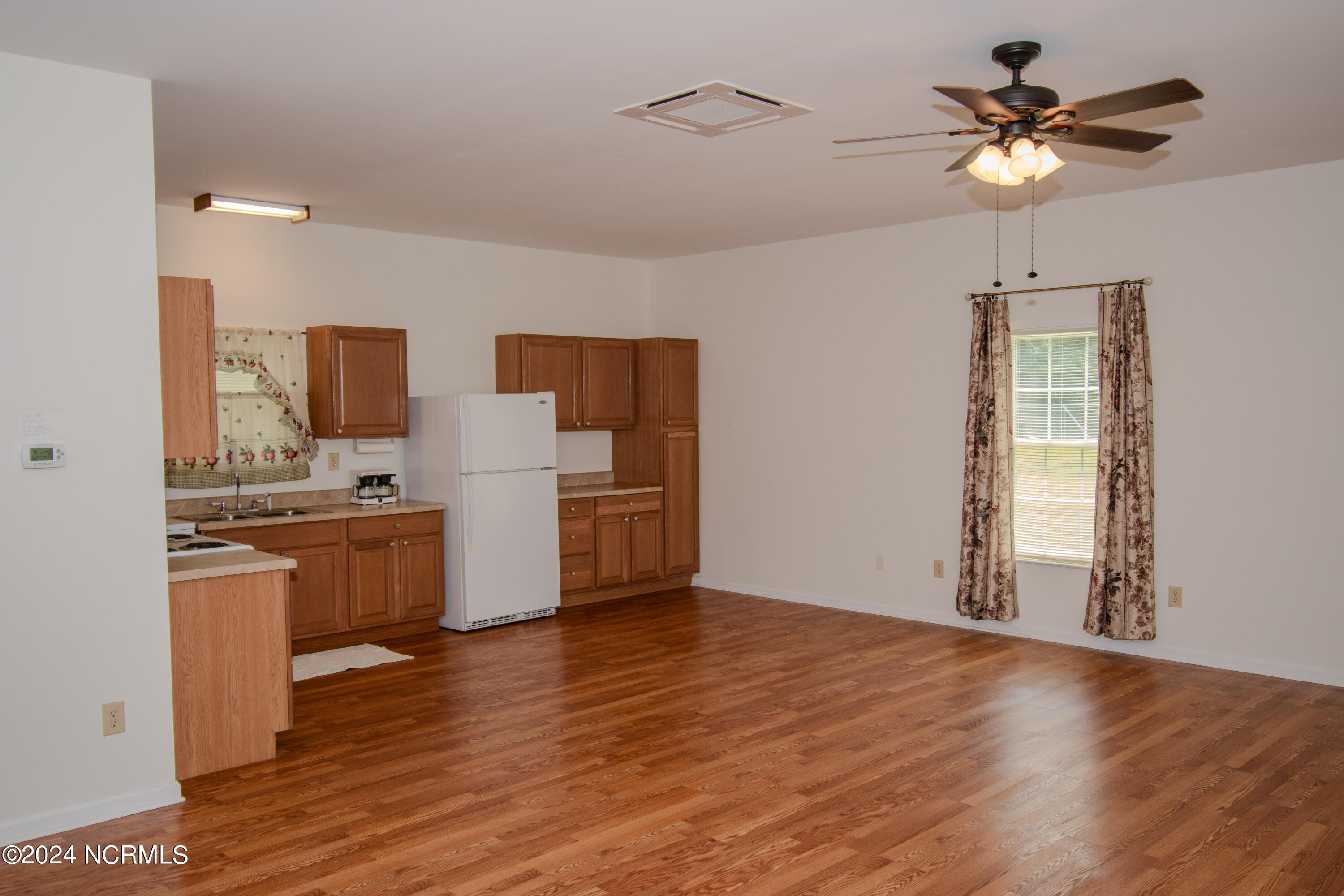 115 Youpon Drive Hubert, NC 28539 - Photo 59 of 76 Guest House