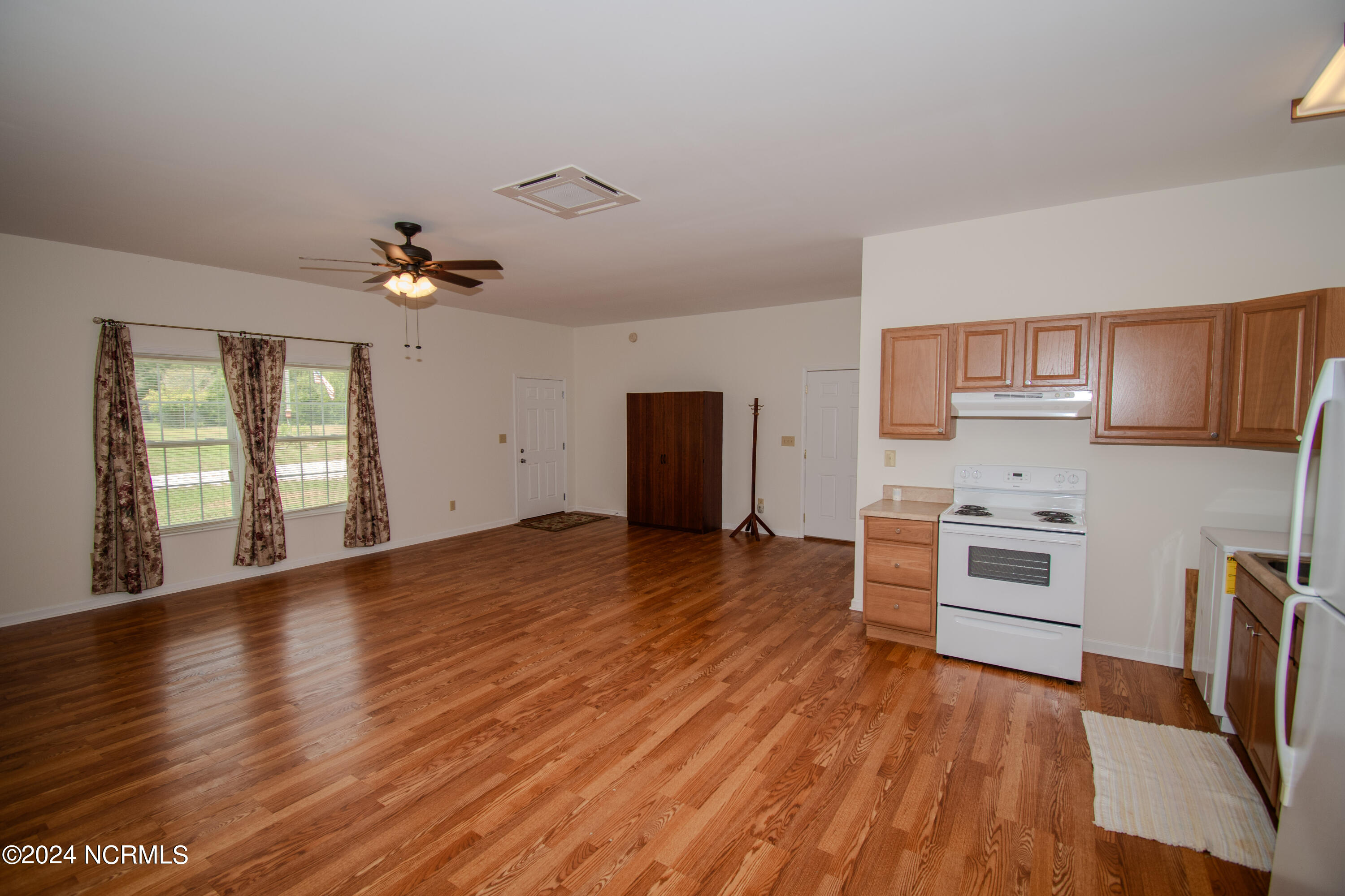 115 Youpon Drive Hubert, NC 28539 - Photo 61 of 76 Guest House