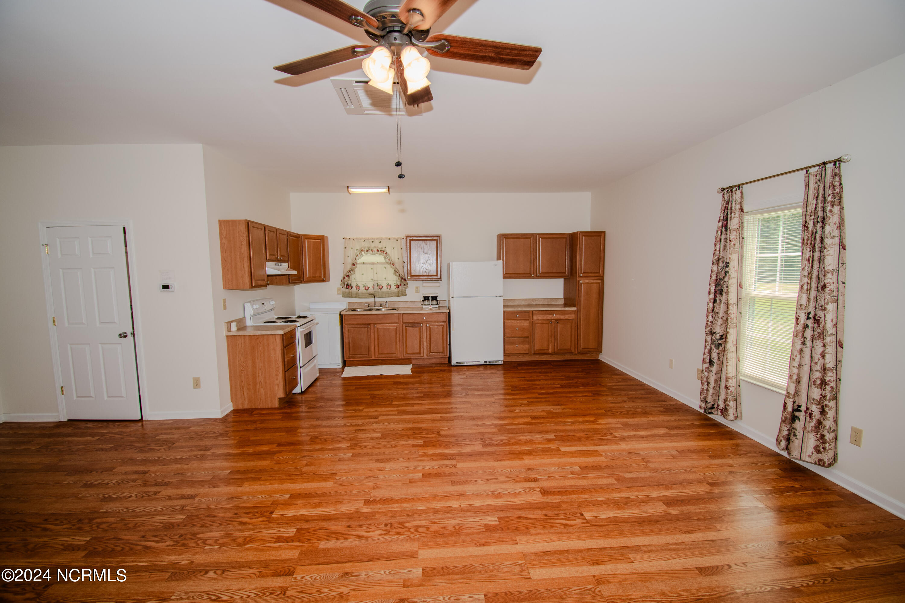 115 Youpon Drive Hubert, NC 28539 - Photo 63 of 76 Guest House