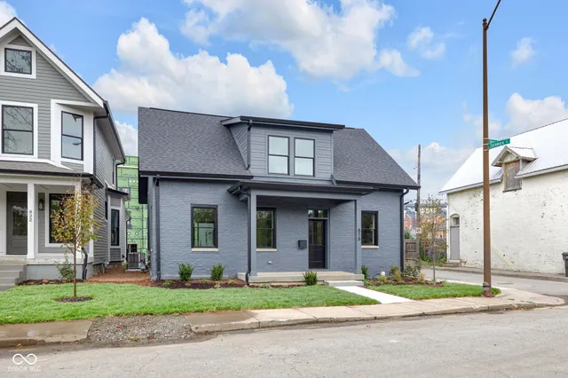 $825,000 | 818 Union Street, Indianapolis, IN 46225