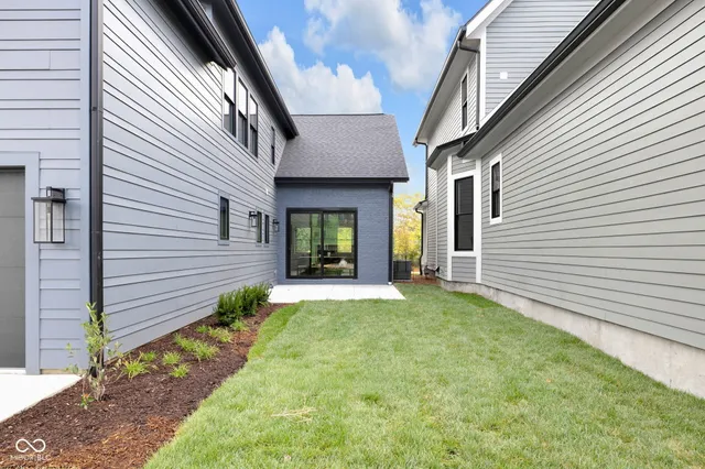 $825,000 | 818 Union Street, Indianapolis, IN 46225