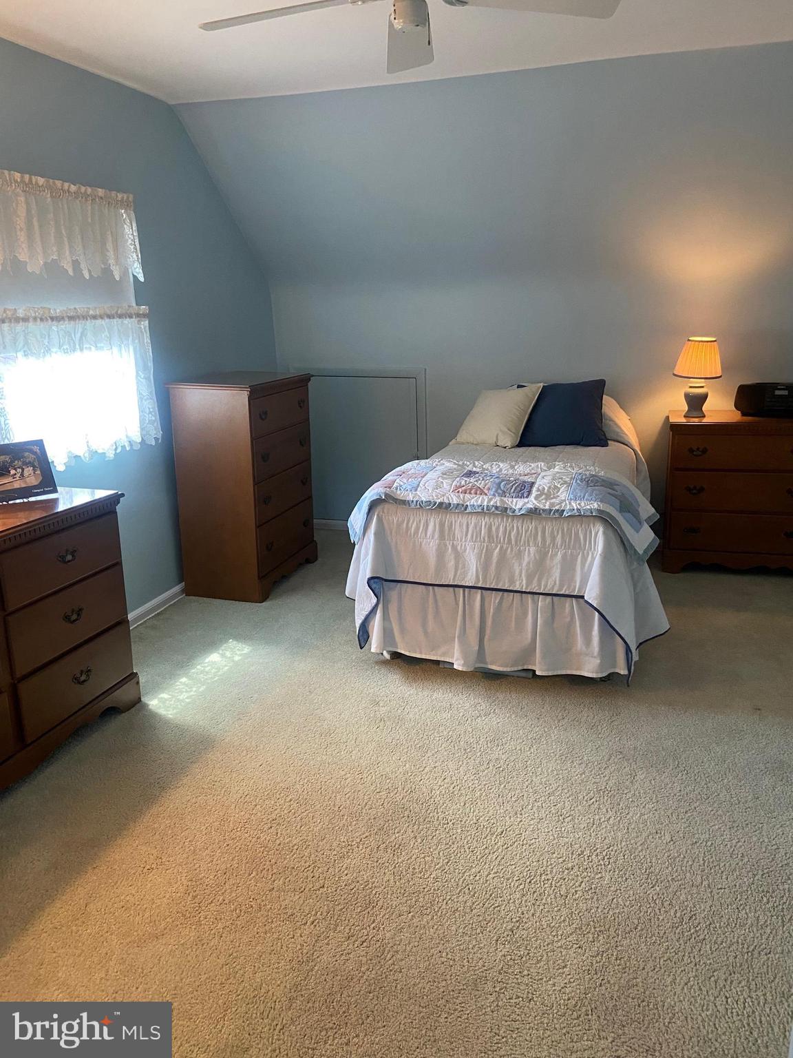 603 Aintree Road Hatboro, PA 19040 - Photo 14 of 24 2nd bedroom- natural light from two sides