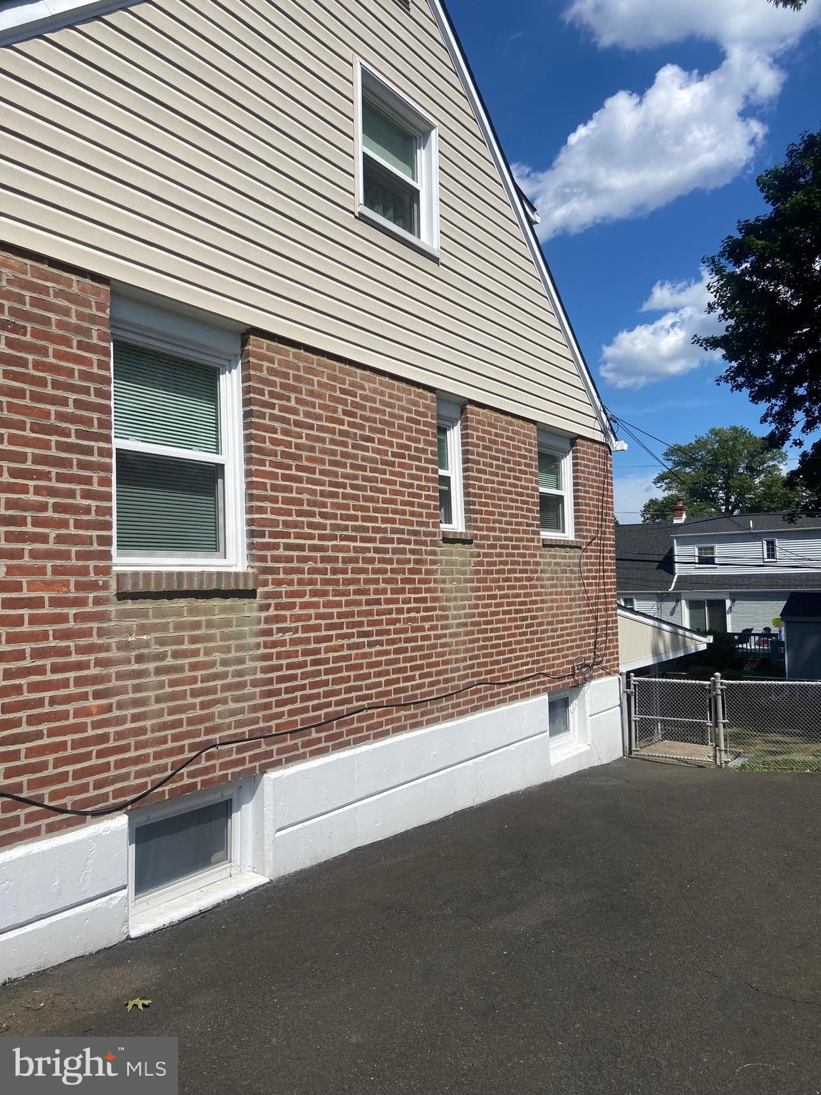 603 Aintree Road Hatboro, PA 19040 - Photo 22 of 24 Maintenance free exterior