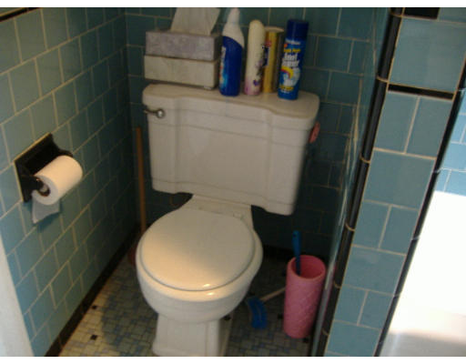 39 Raymond Street Worcester, MA 01607 - Photo 18 of 28 Gallery Image 18