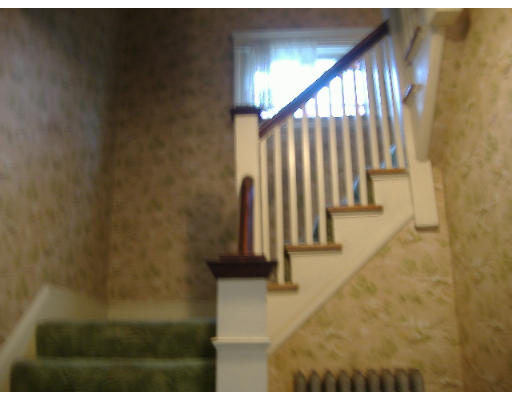 39 Raymond Street Worcester, MA 01607 - Photo 9 of 28 Gallery Image 9