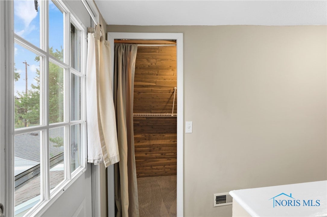 3779 Sherbrooke Road Toledo, OH 43613 - Photo 31 of 41 Gallery Image 31