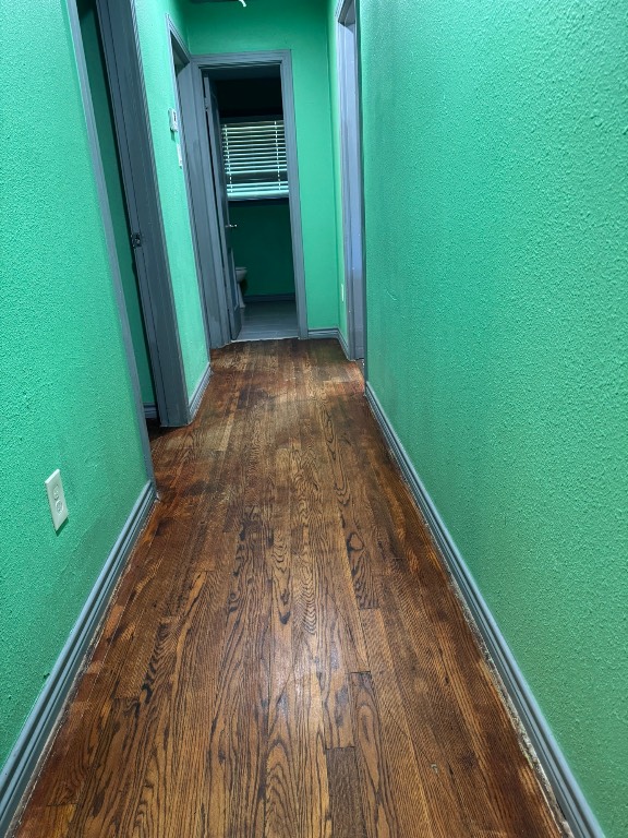 5846 Westover Street Houston, TX 77033 - Photo 9 of 12