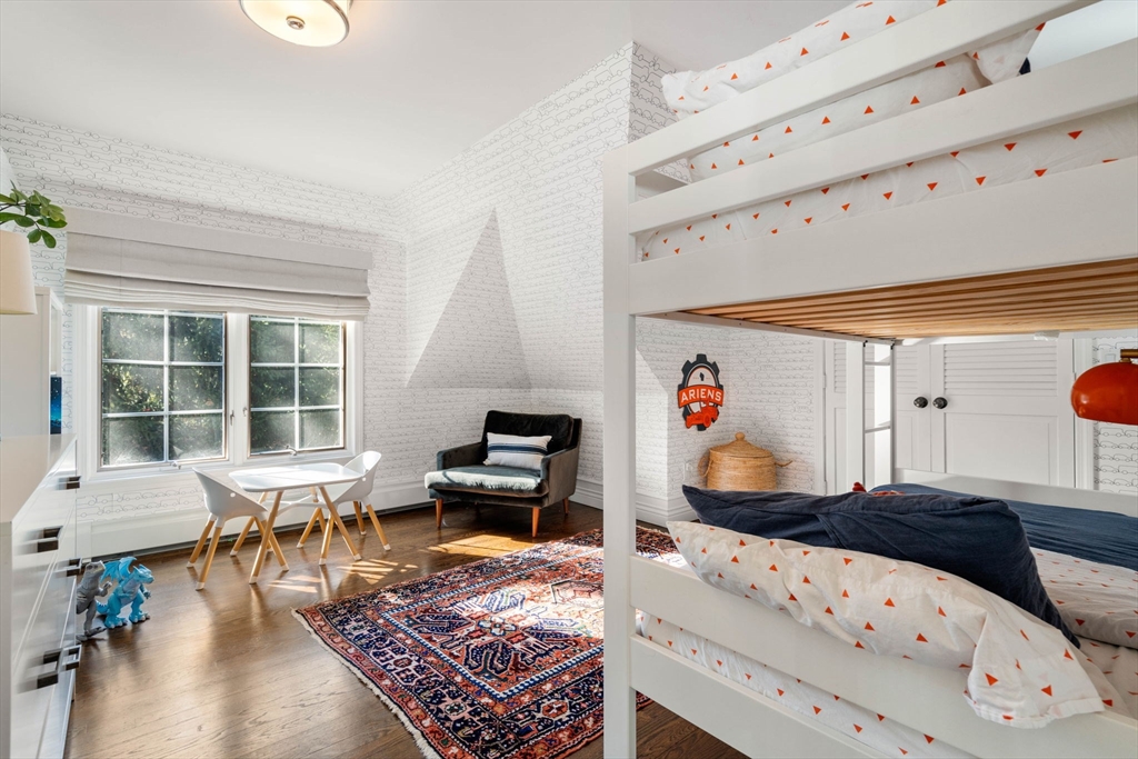 86 Abbott Road Wellesley, MA 02481 - Photo 24 of 40