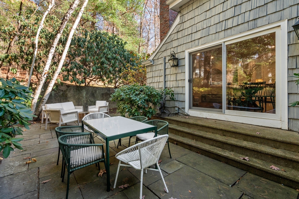 86 Abbott Road Wellesley, MA 02481 - Photo 33 of 40