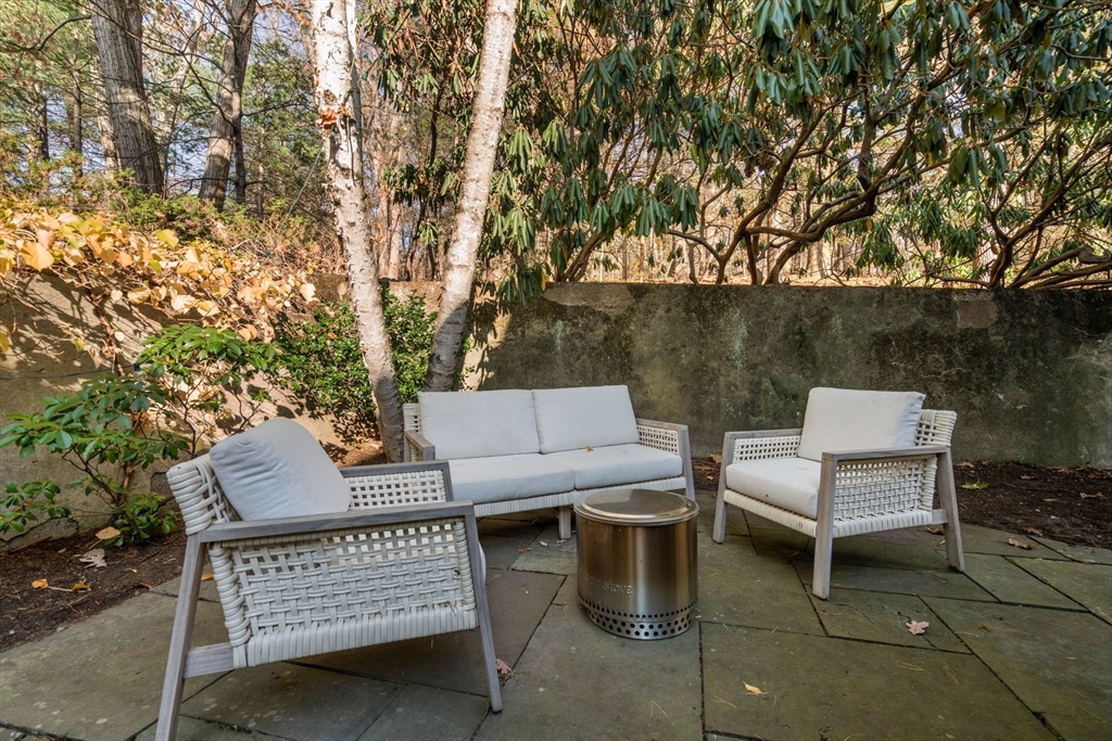 86 Abbott Road Wellesley, MA 02481 - Photo 34 of 40