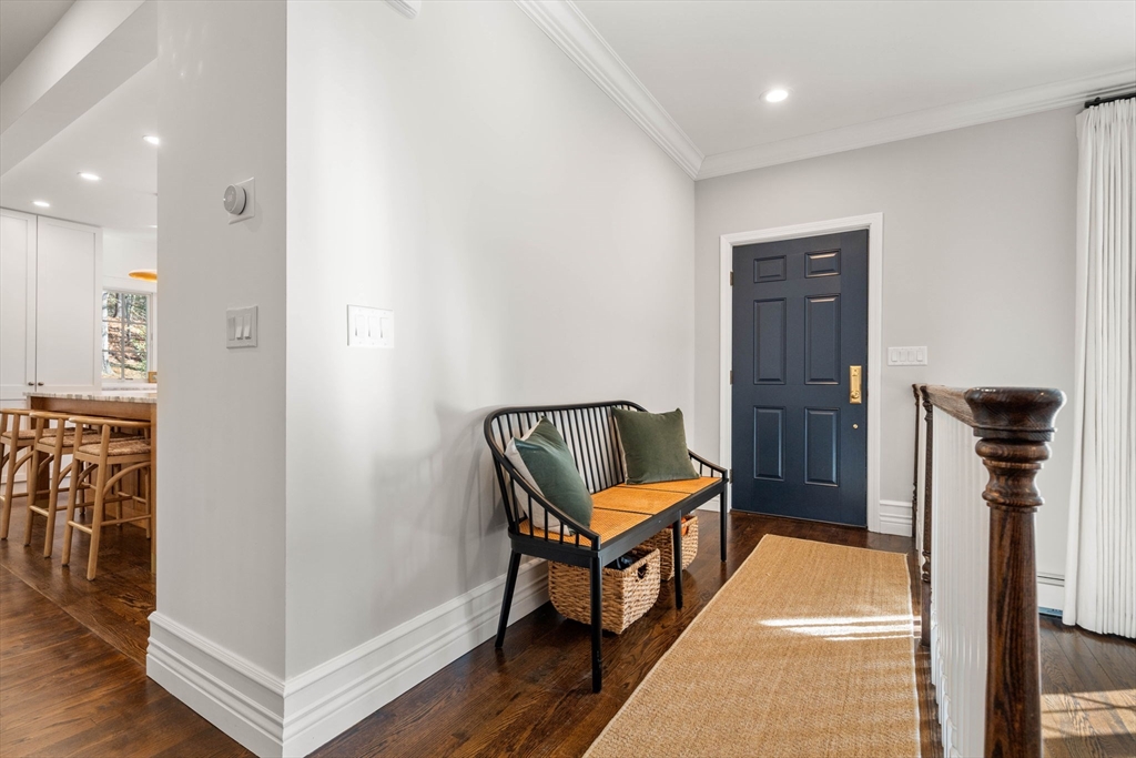 86 Abbott Road Wellesley, MA 02481 - Photo 6 of 40
