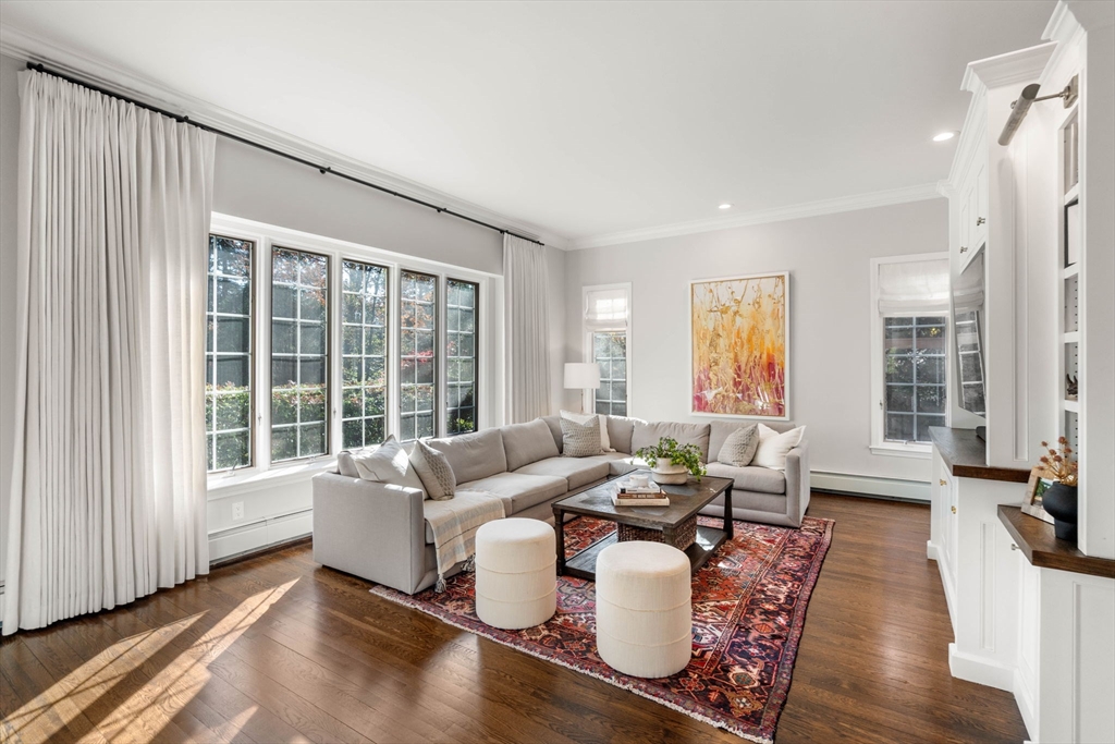86 Abbott Road Wellesley, MA 02481 - Photo 7 of 40