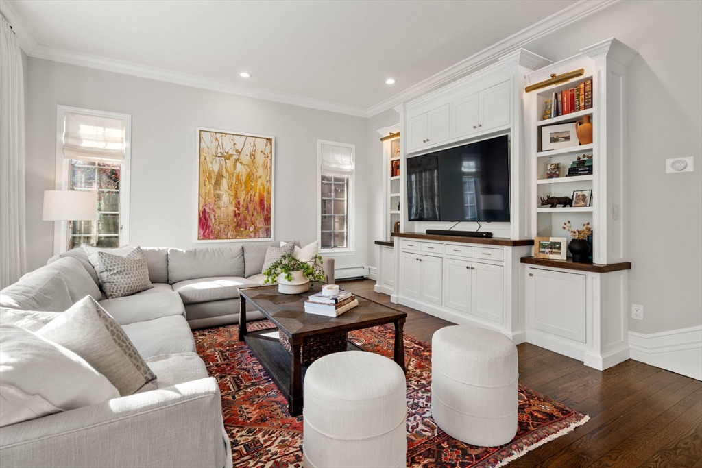 86 Abbott Road Wellesley, MA 02481 - Photo 8 of 40