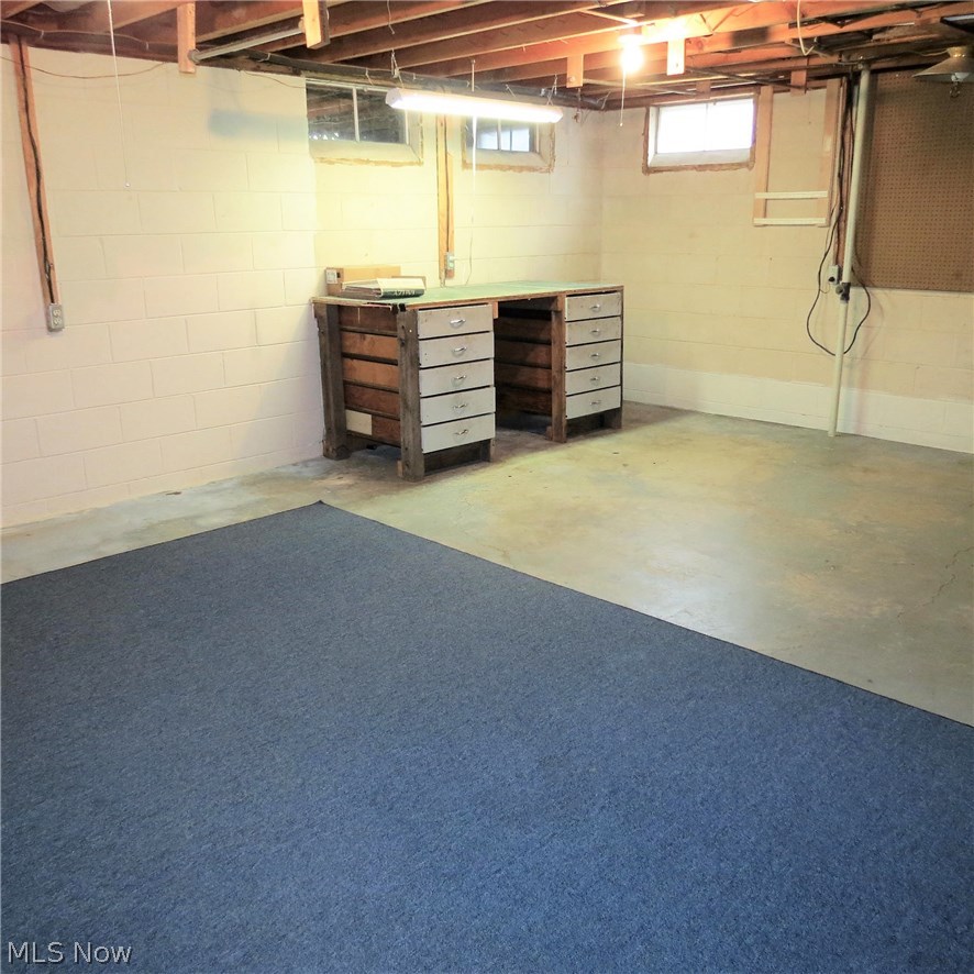 505 Howland Wilson Road Northeast Warren, OH 44484 - Photo 18 of 31 Gallery Image 18