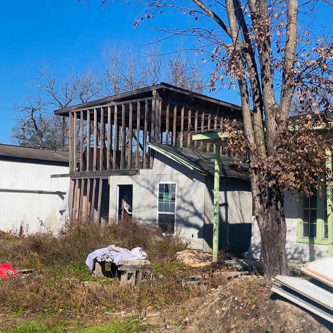 255 McFarland Road Houston, TX 77060 - Photo 24 of 28 a view of balcony with wooden floor
