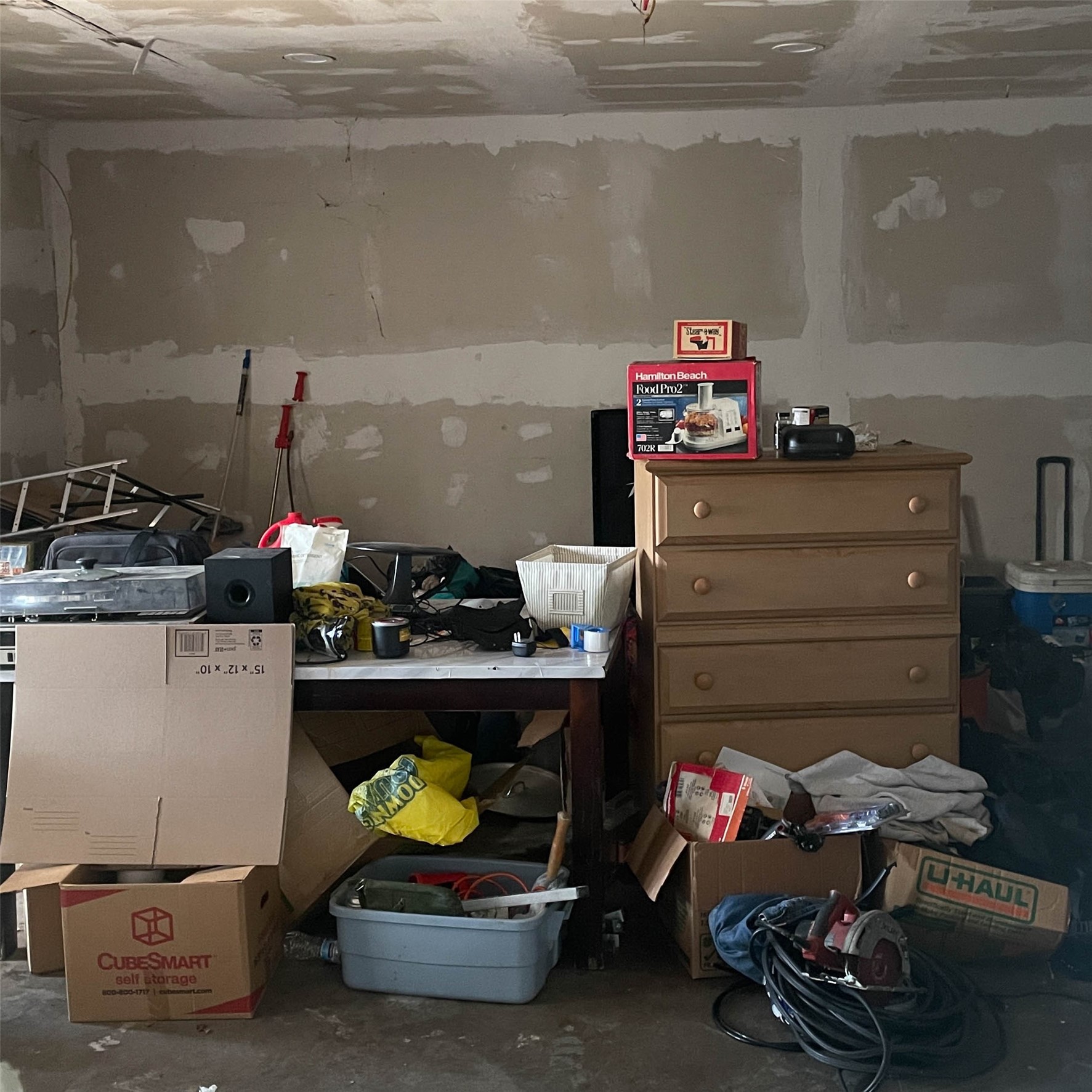 255 McFarland Road Houston, TX 77060 - Photo 10 of 28 a room with storage and utility