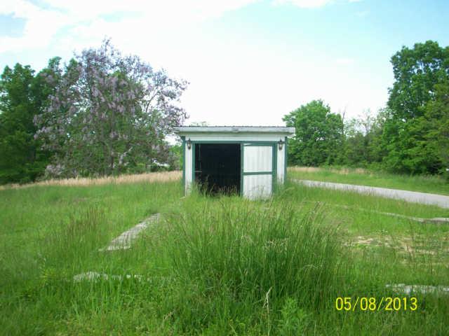 8791 Brown Workman Rd Mount Mount Pleasant, TN 38474 - Photo 11 of 11 ONE CAR DETACHED GARAGE