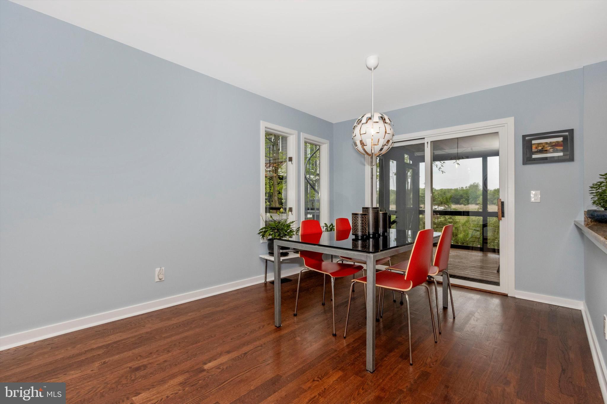 1312 Harbor Road Annapolis, MD 21403 - Photo 11 of 70 Huge dining area off kitchen