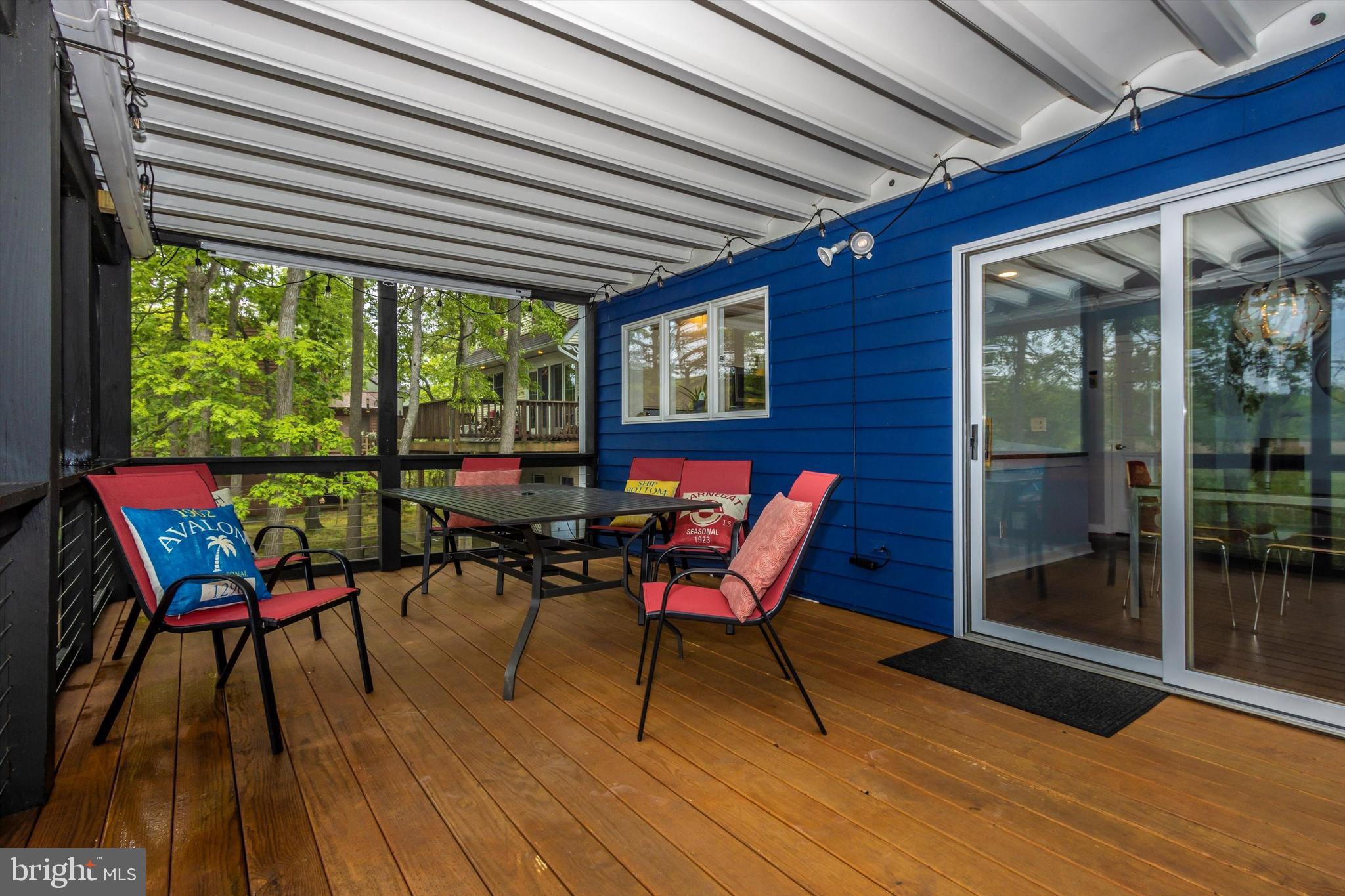 1312 Harbor Road Annapolis, MD 21403 - Photo 46 of 70 Access from dining area through slider