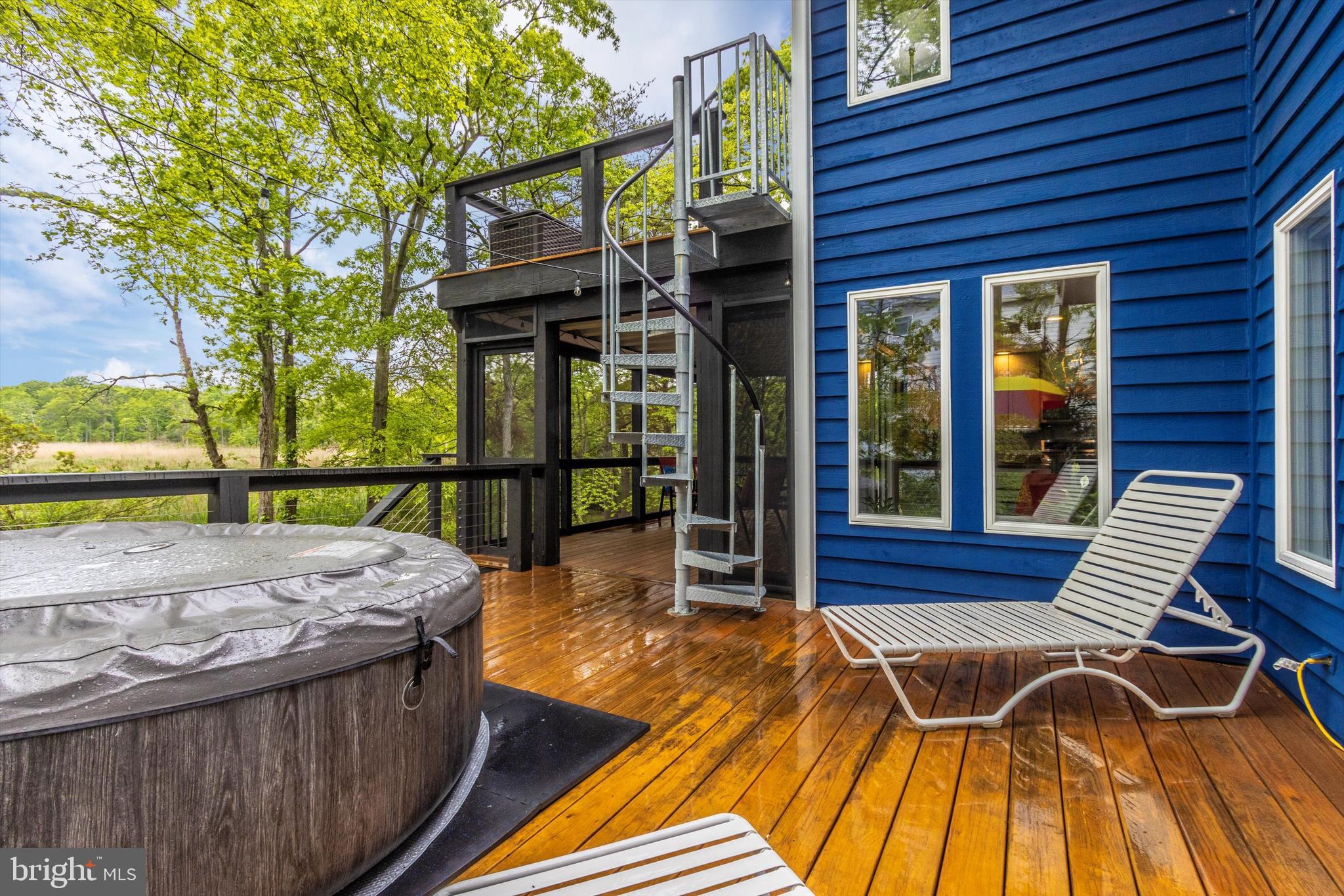 1312 Harbor Road Annapolis, MD 21403 - Photo 49 of 70 Spiral staircase for access to upper deck