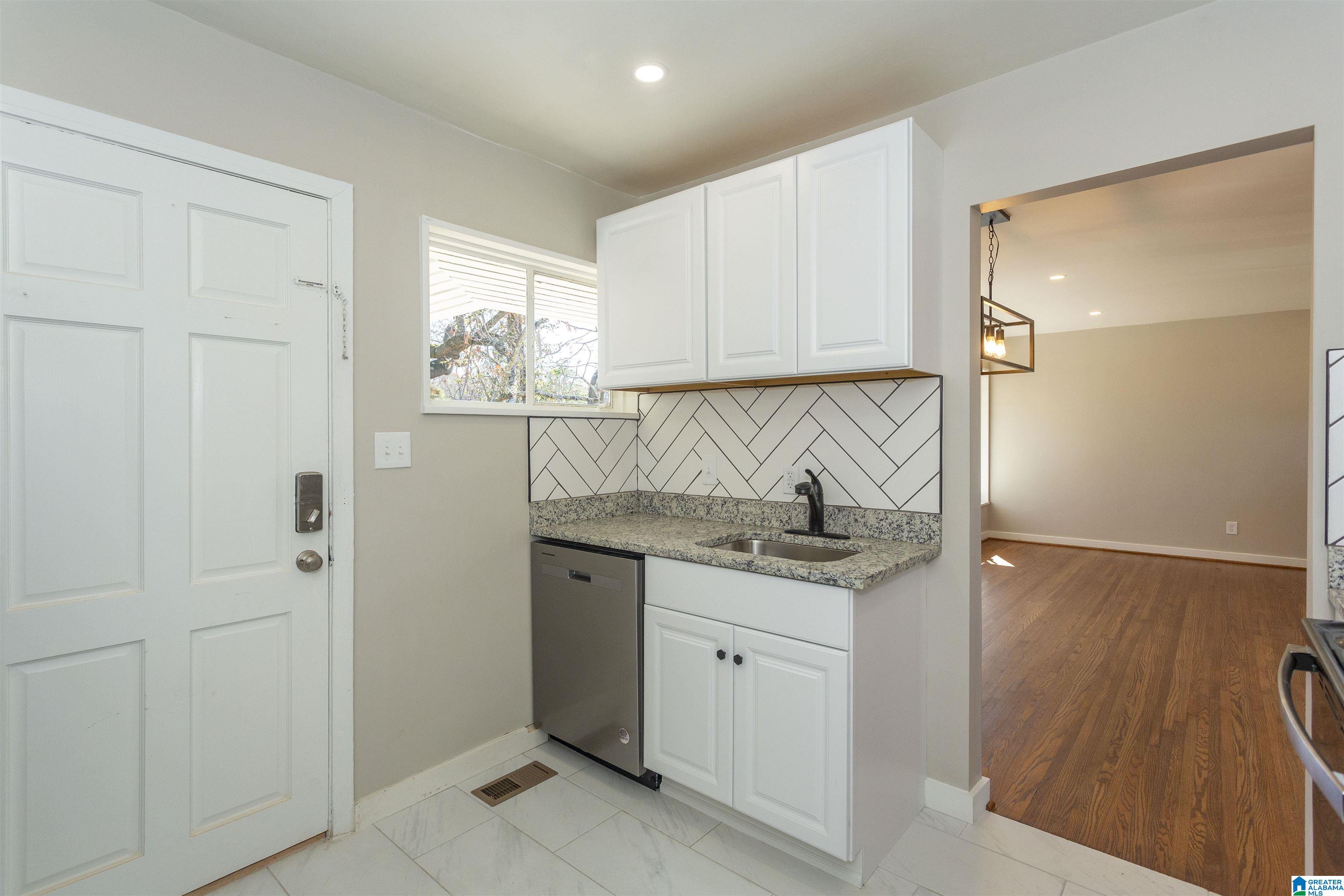 4921 Montevallo Road Birmingham, AL 35210 - Photo 13 of 32