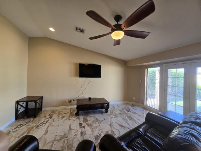 802 East Roberts Road Phoenix, AZ 85022 - Photo 18 of 48