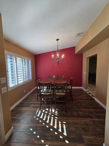 802 East Roberts Road Phoenix, AZ 85022 - Photo 21 of 48