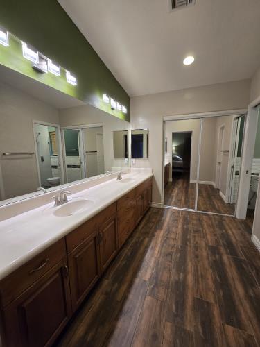 802 East Roberts Road Phoenix, AZ 85022 - Photo 33 of 48