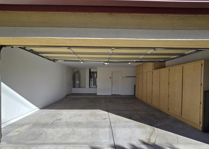 802 East Roberts Road Phoenix, AZ 85022 - Photo 6 of 48