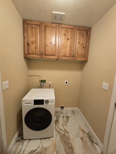 802 East Roberts Road Phoenix, AZ 85022 - Photo 8 of 48